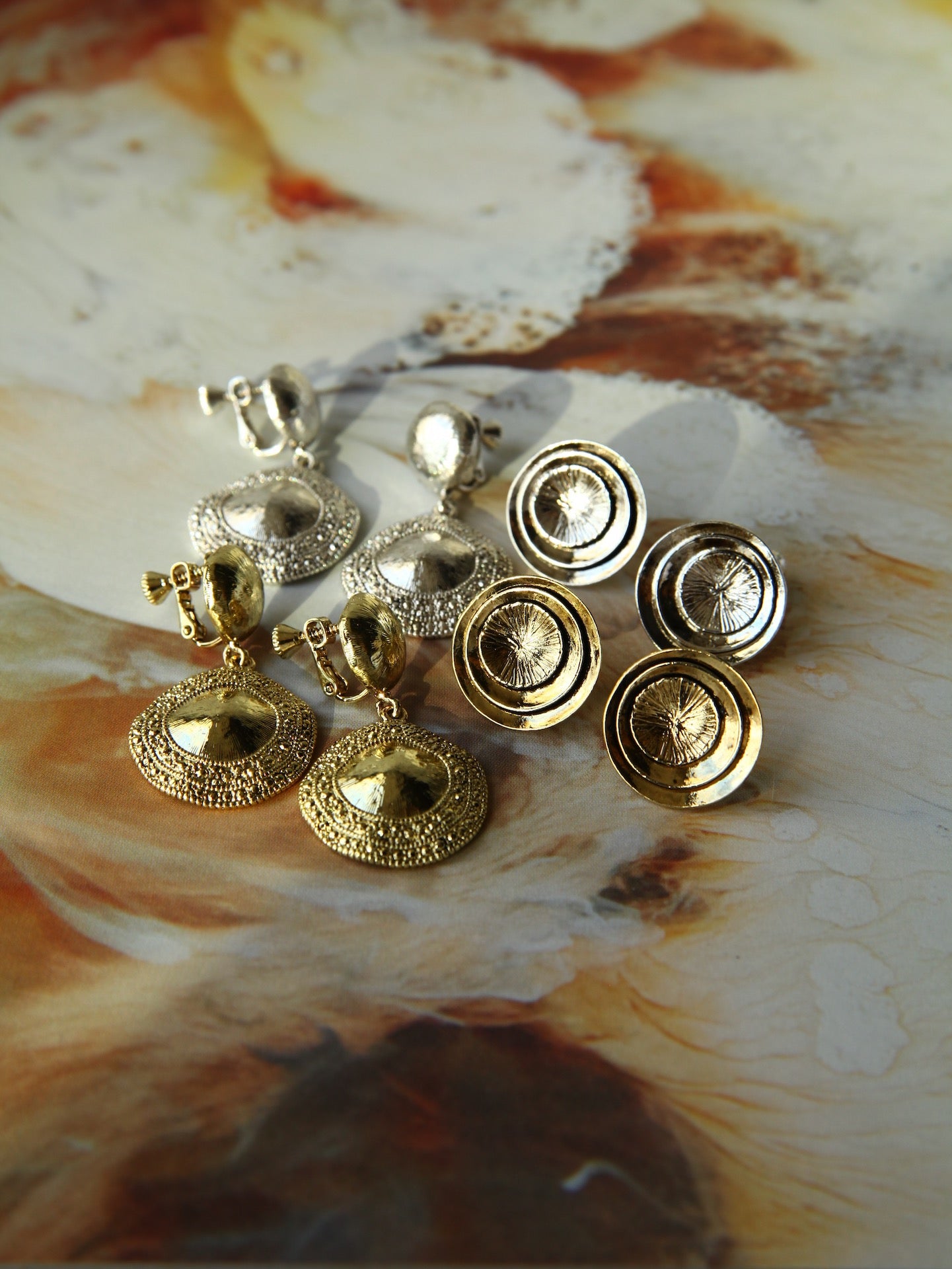 Vintage Finish Ripples Pierced Earrings – navanine