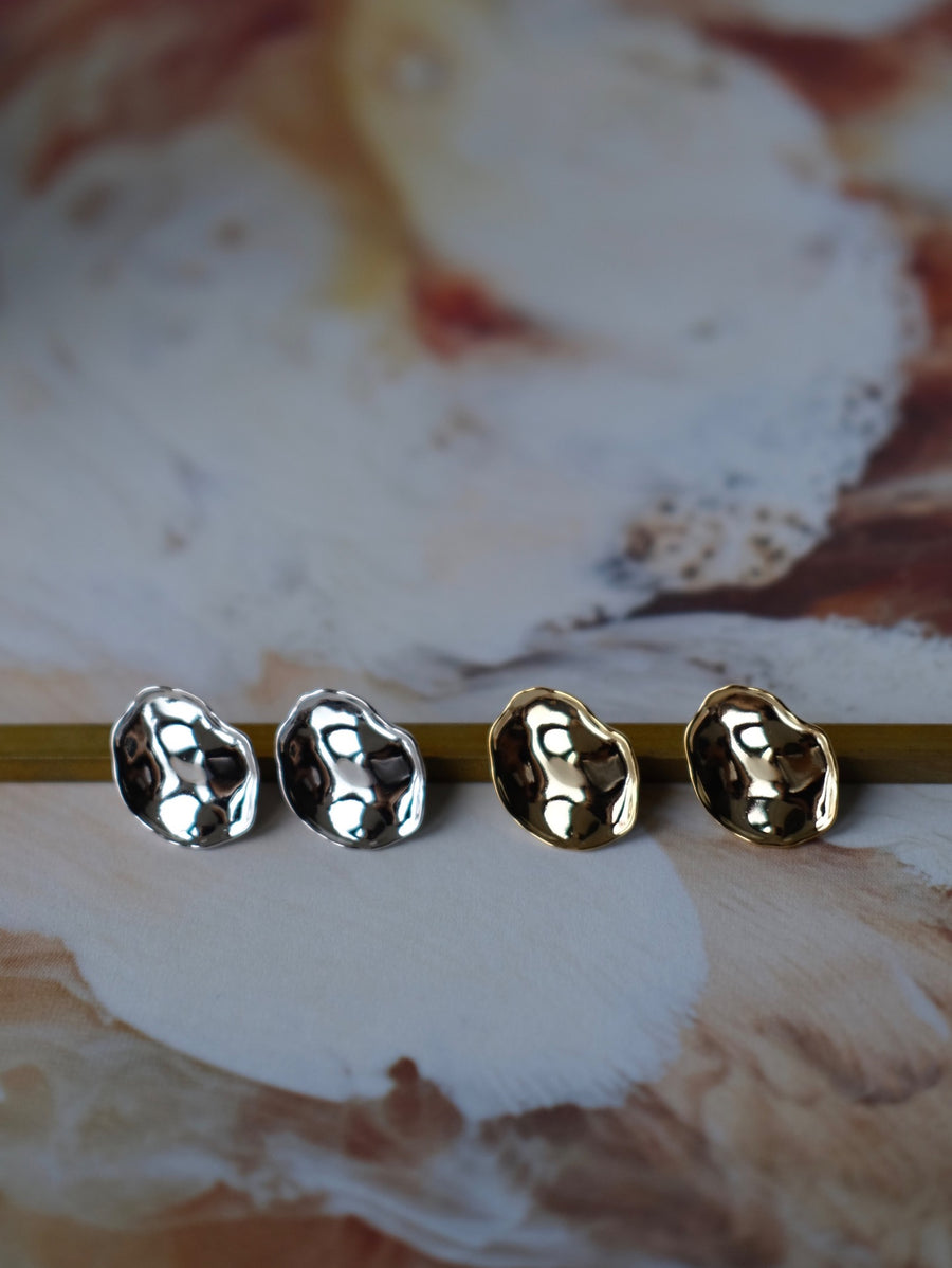 N9.010 925 Silver Water Surface Stud Pierced Earrings